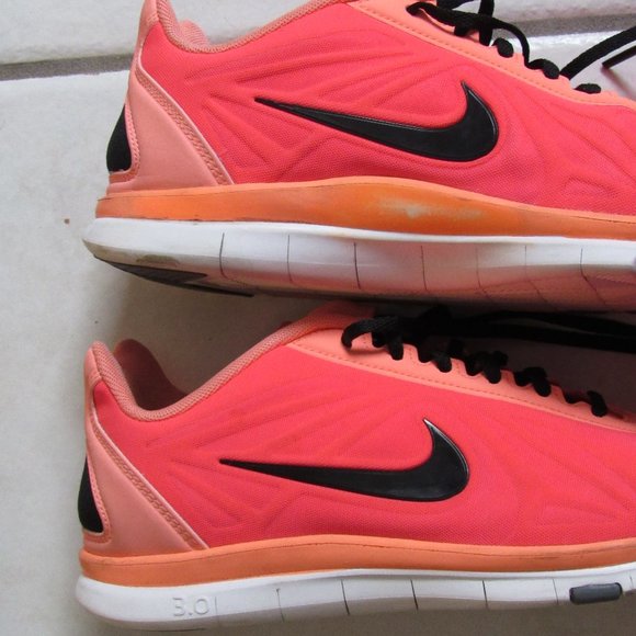 Nike Free TR Luxe Tech Size 10 - Picture 9 of 16